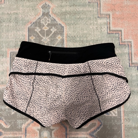 Lululemon speed up shorts!! - Picture 2 of 2